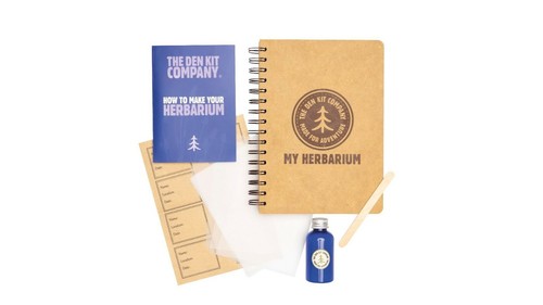 The herbarium kit keep - herbarium, track